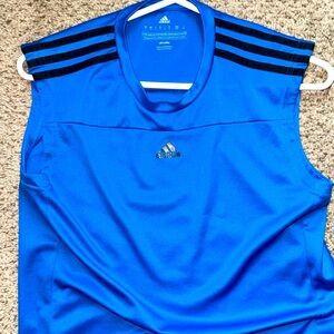 **Adidas Sleeveless Moisture-Wicking Tank Top - Size Small (Men's)**